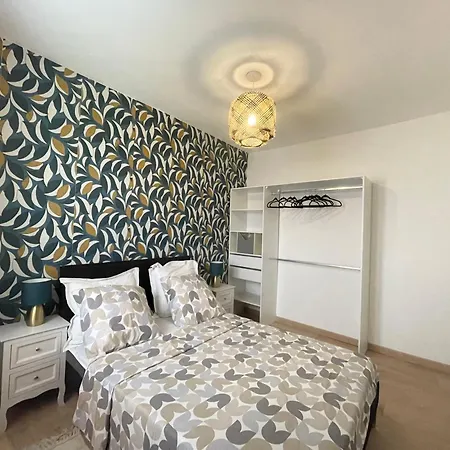 L'evasion Mediterraneenne -gare Perpignan