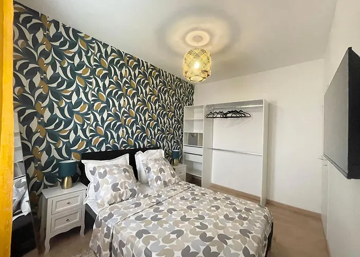 L'evasion Mediterraneenne -gare Perpignan