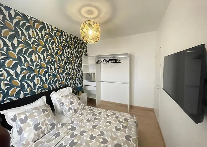 L'evasion Mediterraneenne -gare